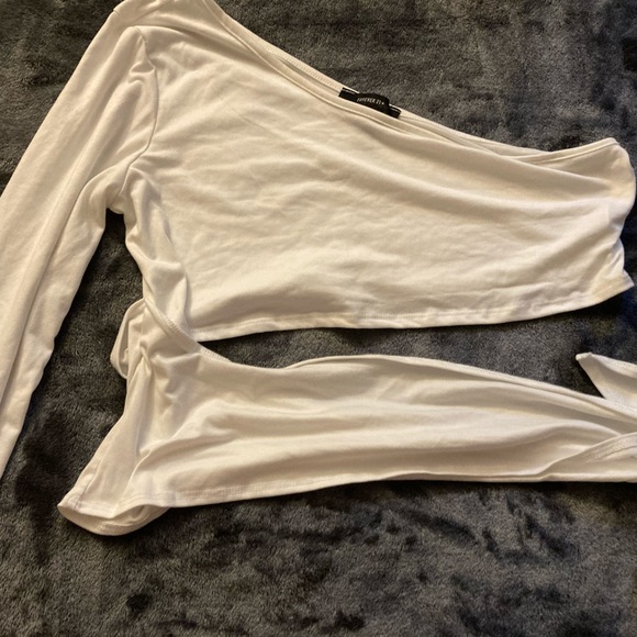 Forever 21 Tops - Forever 21 White Asymmetric Crop Top